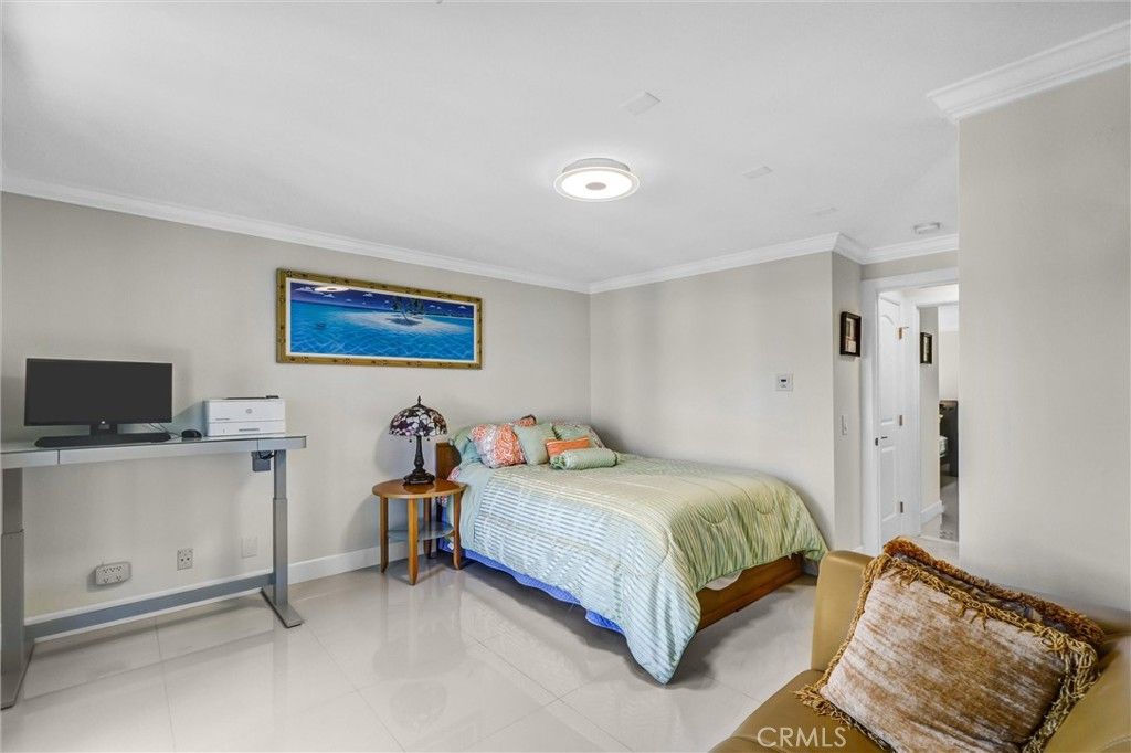 Image 16 of property listing at 500 Cagney 217, Newport Beach, CA 92663