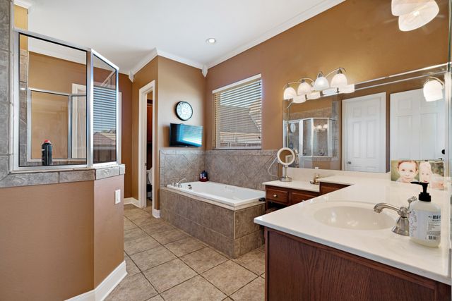 3655 Darnell Dr, Paris, TX 75462