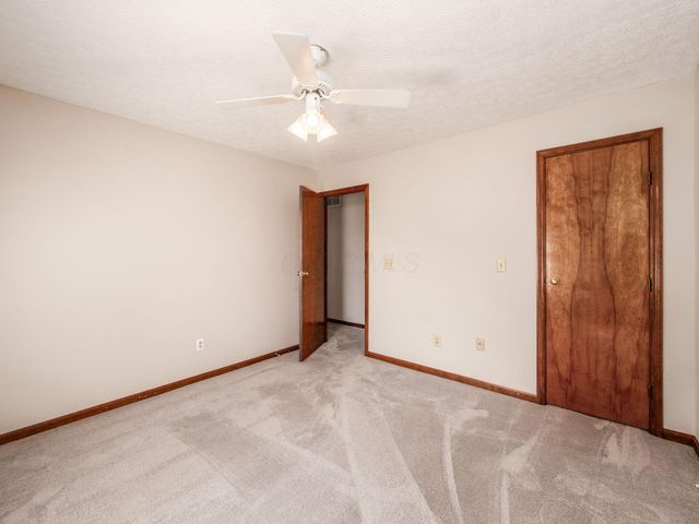 3127 Stouenburgh Drive, Hilliard, OH 43026