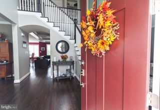 132 PICKERING LN, Mechanicsburg, PA 17050