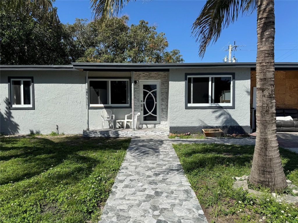 4741 NE 14th Ave, Pompano Beach, FL 33064