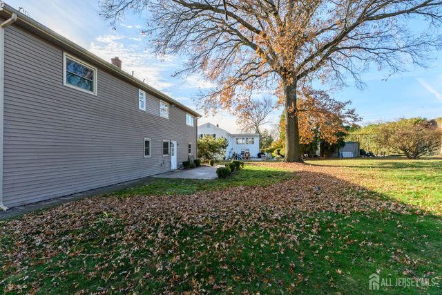 17 Wellington Road, East Brunswick, NJ 08816