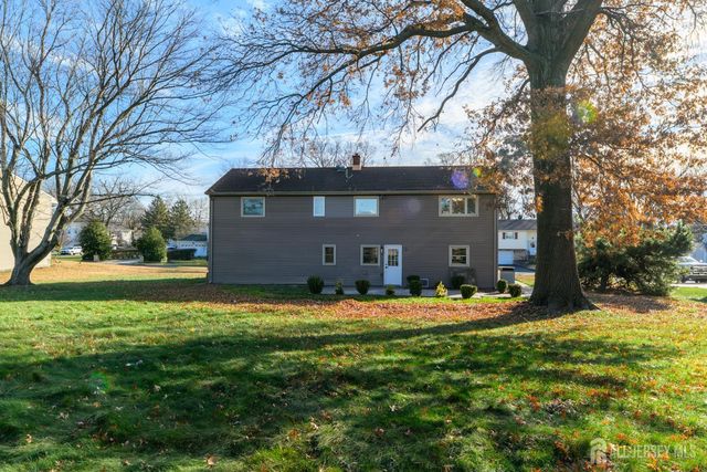 17 Wellington Road, East Brunswick, NJ 08816