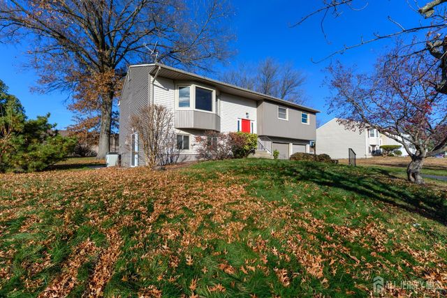 17 Wellington Road, East Brunswick, NJ 08816