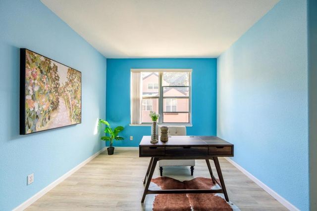 103 Stoneridge Lane 2210, San Francisco, CA 94134