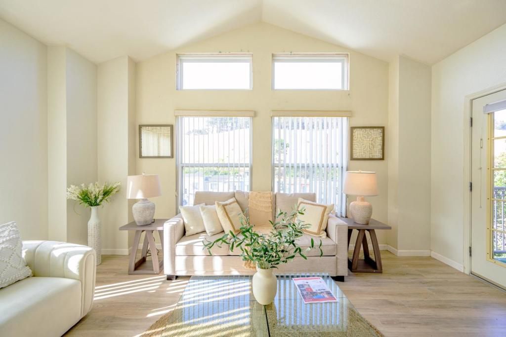 103 Stoneridge Lane 2210, San Francisco, CA 94134