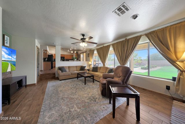 4102 S GOLDFINCH Drive, Gilbert, AZ 85297