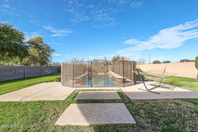 4102 S GOLDFINCH Drive, Gilbert, AZ 85297