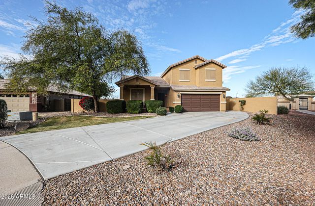 4102 S GOLDFINCH Drive, Gilbert, AZ 85297