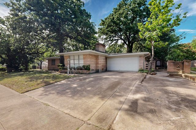 1441 Hawley Lane, Dallas, TX 75217