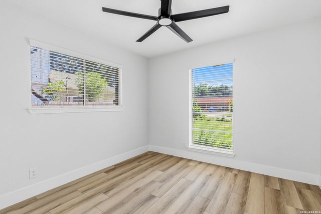 10806 LANDS RUN ST, San Antonio, TX 78230