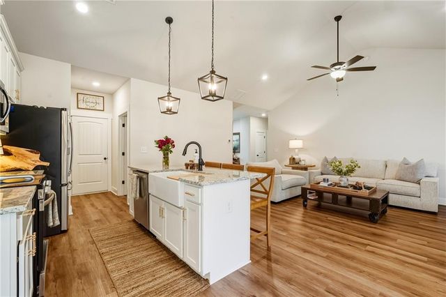 3462 Vinson Mountain Road, Rockmart, GA 30153