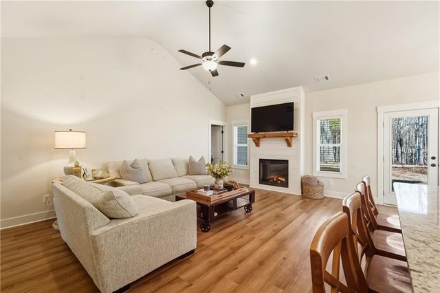 3462 Vinson Mountain Road, Rockmart, GA 30153