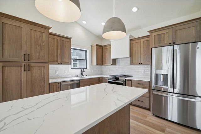 6487 Ridge View Way, Deforest, WI 53532