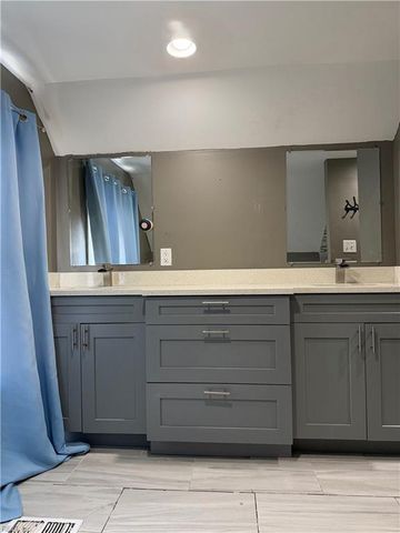 3328 Candlewood DR, Hampton, VA 23666