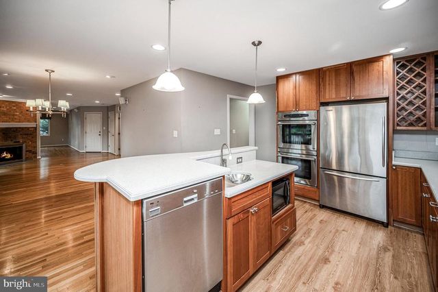 314 BIRCHSIDE CIR, Locust Grove, VA 22508