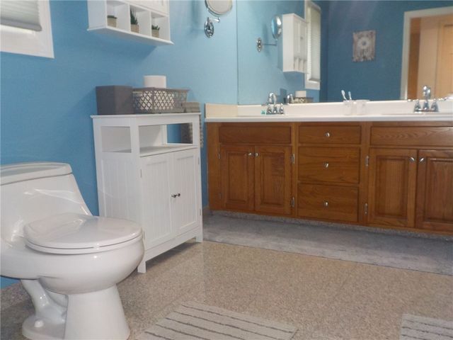 9 Fairway Lane 9, Blackstone, MA 01504