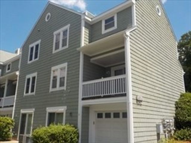 9 Fairway Lane 9, Blackstone, MA 01504