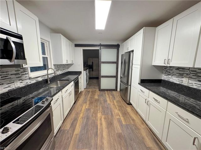 4105 Clintwood LN, Virginia Beach, VA 23452