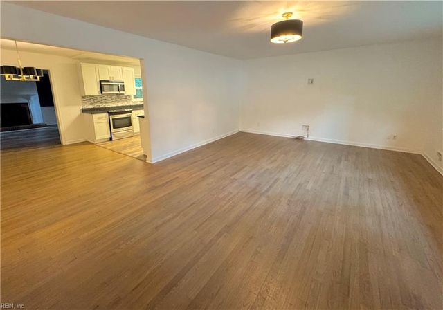 4105 Clintwood LN, Virginia Beach, VA 23452