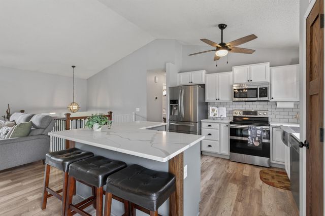 16691 Javelin Avenue, Lakeville, MN 55044