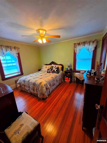 12 Brook Place, Bloomfield, NJ 07003