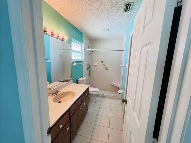 235 14th Avenue, Vero Beach, FL 32962