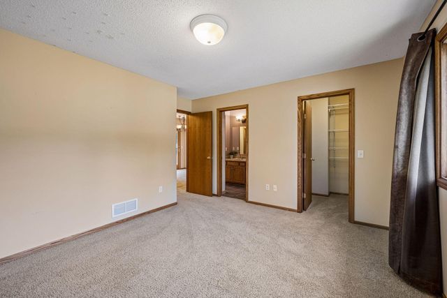 11824 W River Road, Champlin, MN 55316