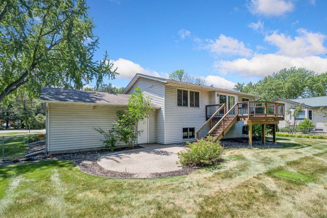11824 W River Road, Champlin, MN 55316