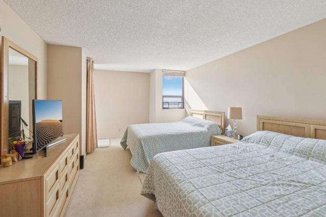 5280 N Ocean Drive 7a, Singer Island, FL 33404