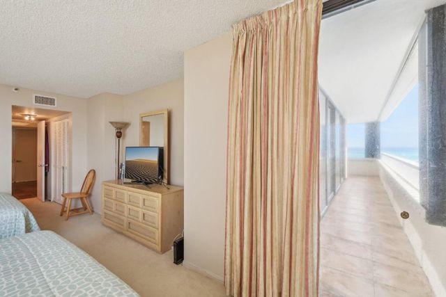 5280 N Ocean Drive 7a, Singer Island, FL 33404