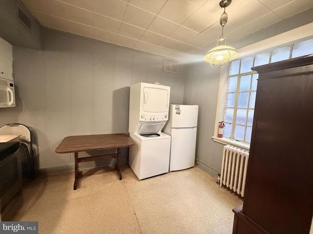 27 N HANOVER ST, Pottstown, PA 19464