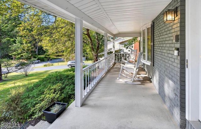 53 Sonat Road, Clifton Park, NY 12065