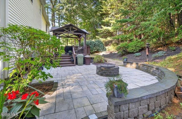 53 Sonat Road, Clifton Park, NY 12065