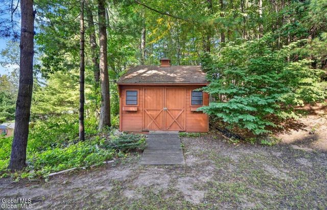 53 Sonat Road, Clifton Park, NY 12065