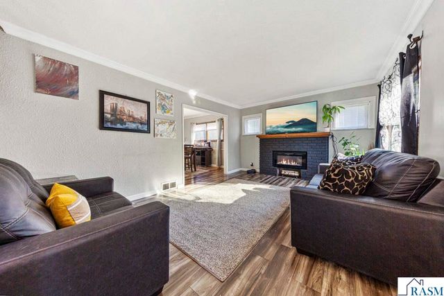 202 E Lewis Street, Mankato, MN 56001