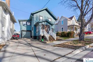 202 E Lewis Street, Mankato, MN 56001