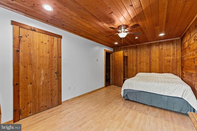 209 TOWNSHIP LINE RD, Schwenksville, PA 19473