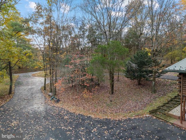 209 TOWNSHIP LINE RD, Schwenksville, PA 19473