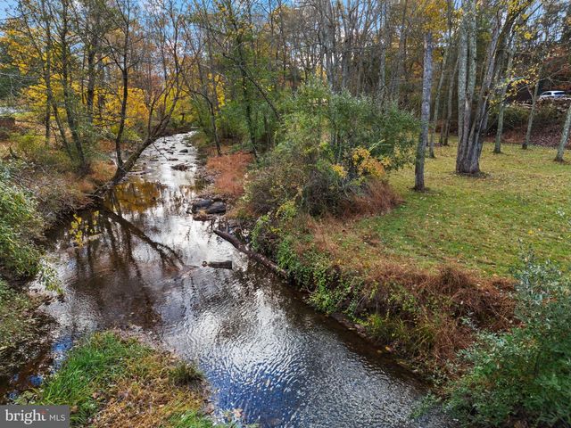 209 TOWNSHIP LINE RD, Schwenksville, PA 19473