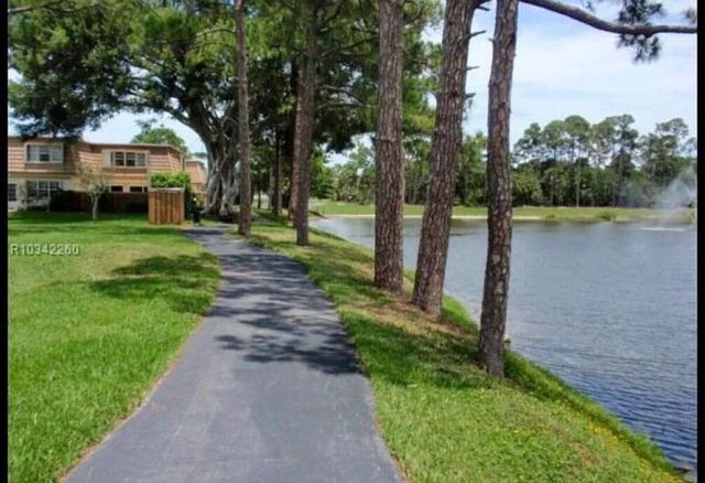 4328 Hazel Avenue C, Palm Beach Gardens, FL 33410