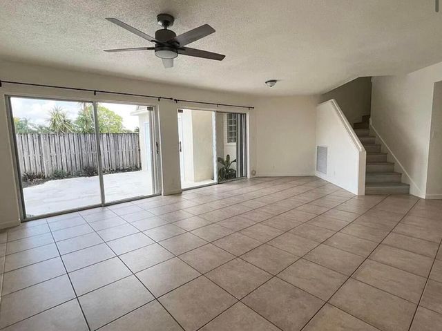 4328 Hazel Avenue C, Palm Beach Gardens, FL 33410