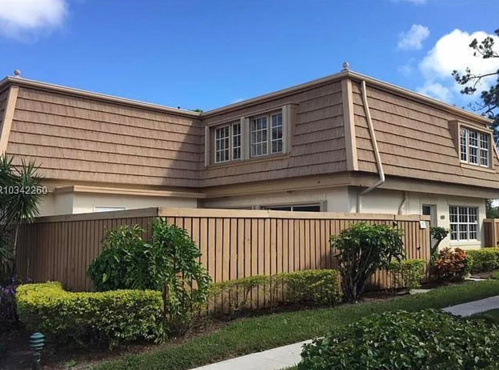 4328 Hazel Avenue C, Palm Beach Gardens, FL 33410