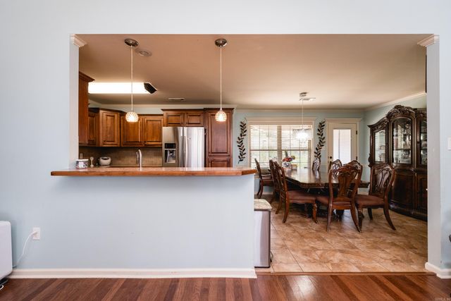 2115 Magna Carta Ln, Bryant, AR 72022