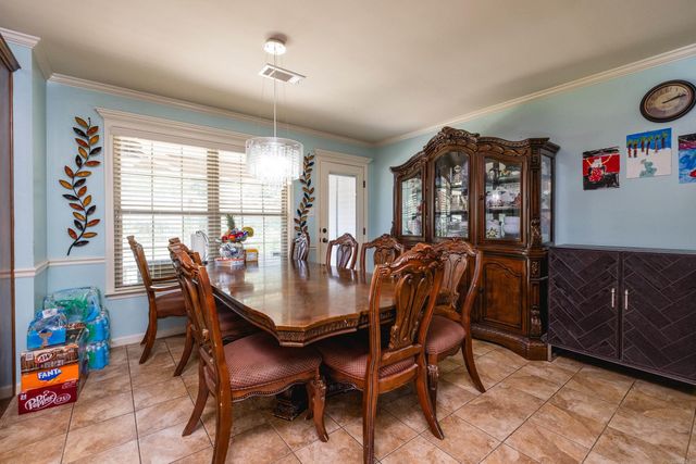 2115 Magna Carta Ln, Bryant, AR 72022