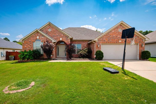 2115 Magna Carta Ln, Bryant, AR 72022