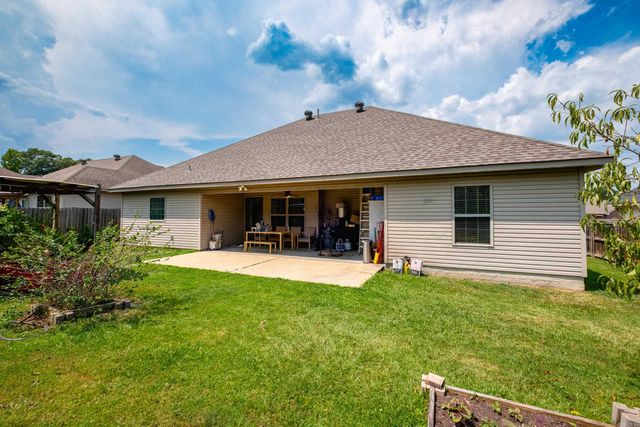 2115 Magna Carta Ln, Bryant, AR 72022