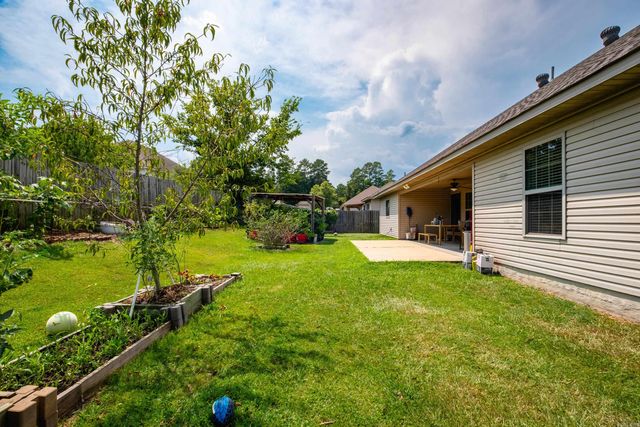 2115 Magna Carta Ln, Bryant, AR 72022