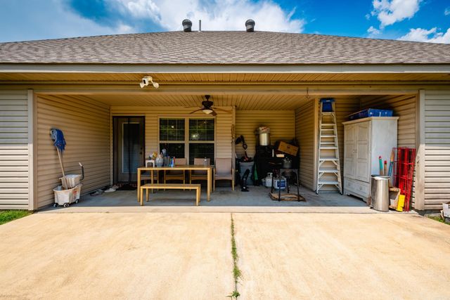 2115 Magna Carta Ln, Bryant, AR 72022