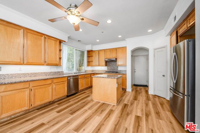 10645 Chiquita Street, Los Angeles, CA 91602